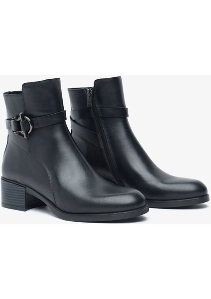 Siyah Fermuarlı Hakiki Deri Kalın Topuklu Şık Günlük 59301 Kadın Botu modelleri