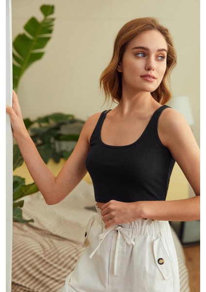Kadın Siyah Kalın Askılı Crop Top Büstiyer