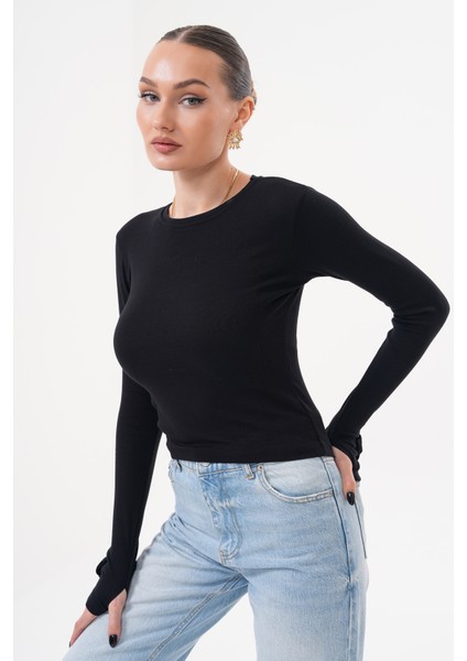 Siyah Uzun Kollu Parmak Gül Detaylı Bluz fiyatları