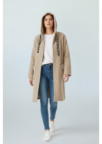 Kadın Üstten Cepli Kapüşonlu Önü Fermuarlı Kaşe Hırka indirimleri