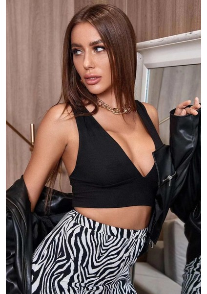 Kadın Siyah Çapraz Sırt Detaylı Şık Crop Top Büstiyer indirimleri