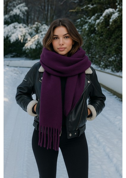 Kadın Kışlık Yumuşak Dokulu Puffy Atkı Şal – Kalın Peluş, Desenli, Saçaklı Oversize Model fırsatları