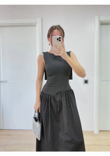 Krep Arkası Kanat Arka Ön Pens Detaylı Uzun Kadın Elbise - Siyah