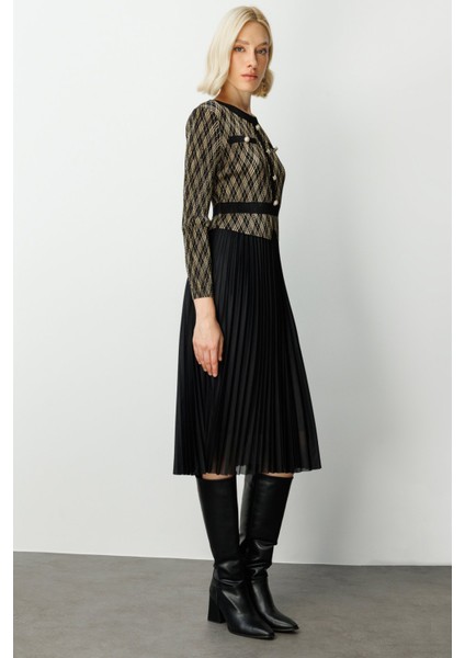 Kadın Akordiyon Kumaş Süs Düğmeli Elbise 4909 Siyah fiyatları