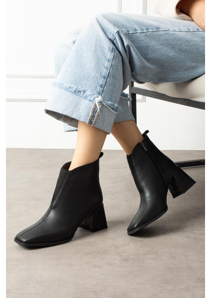 Rayt Kadın Bot Kalın Topuklu Fermuarlı Siyah Deri