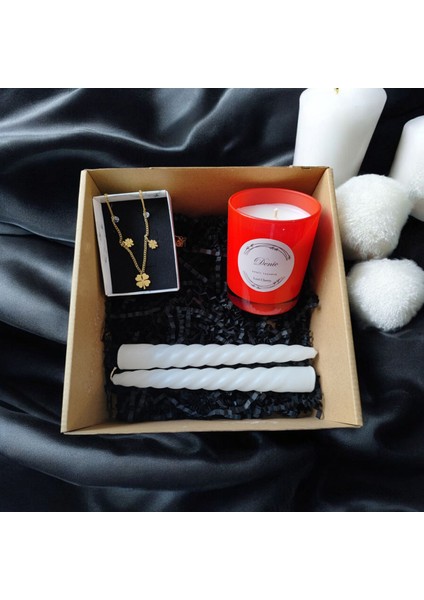 Hediye Seti-Kokulu Kırmızı Bardak Mum-Yonca Kolye+ Beyaz Burgulu Mum fiyatları