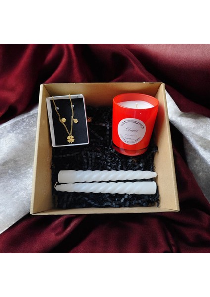 Hediye Seti-Kokulu Kırmızı Bardak Mum-Yonca Kolye+ Beyaz Burgulu Mum fırsatları