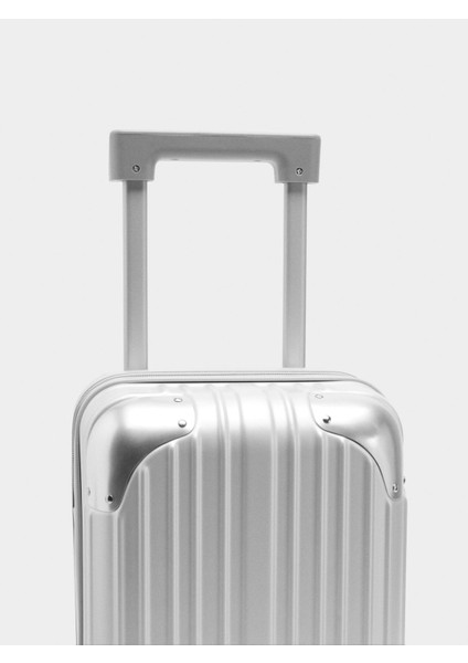 Dokulu Valiz Xs indirimleri