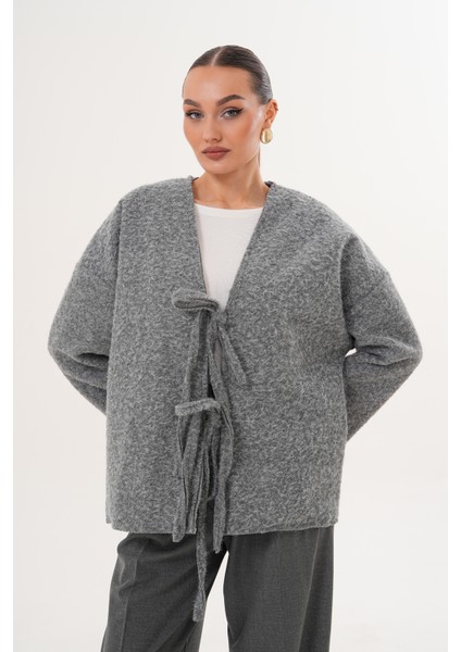Kırçıllı Önü Bağlamalı Gri Oversize Kaban