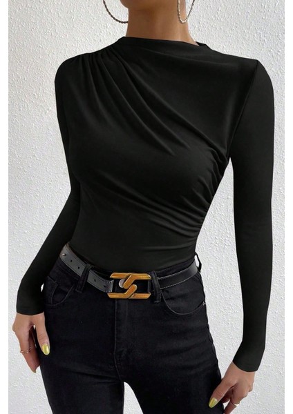 Kadın Siyah Belden ve Boyundan Büzgü Detaylı Uzun Kollu Bluz indirimleri