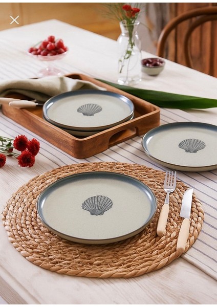 Moderna 4 Parça 21 cm Pasta Tabağı Tarçın Midye Desenli