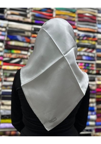 Düz Fon Ipek Twill Eşarp 4053 03 fırsatları