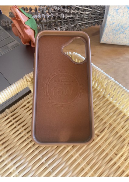 Apple Iphone 16 Uyumlu Esnek Silikon Ultra Ince Kılıf