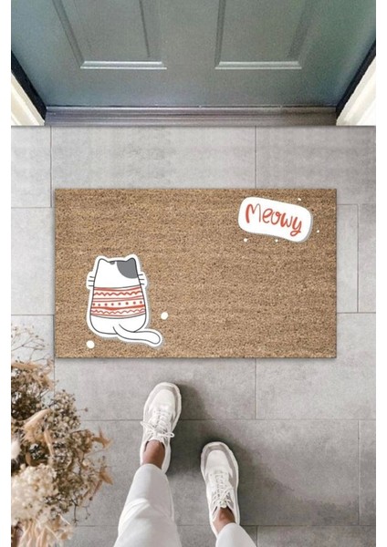 Defnada Dijital Baskı Kahverengi Meowy Yazılı Arkasını Dönmüş Kazaklı Kedi Kapı Paspası K-2060