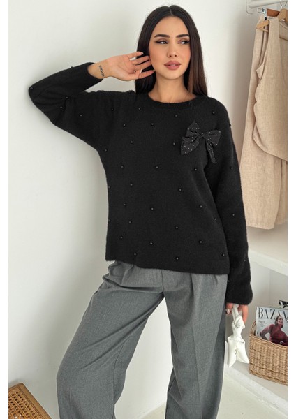 Kadın Boncuk Detaylı Fiyonk Triko Kazak – Zarif & Eğlenceli Stil fiyatları