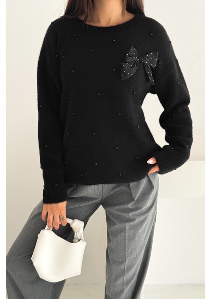 Kadın Boncuk Detaylı Fiyonk Triko Kazak – Zarif & Eğlenceli Stil modelleri
