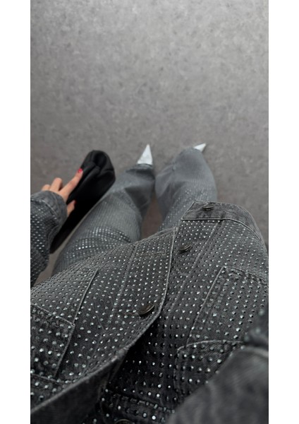 Taşlı Lüx Jean indirimleri