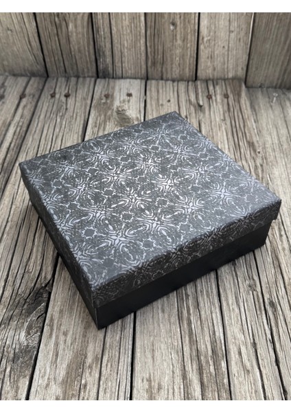 Kişiye Özel Erkek Kol Saati Benzinli Çakmak Tesbih Bileklik Seti HBSET24 fiyatları