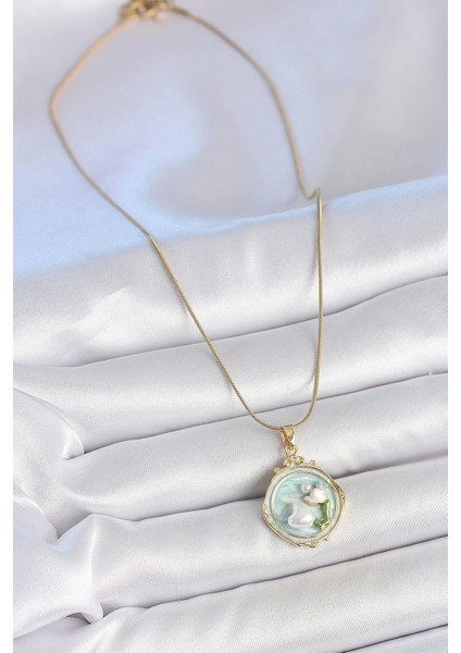 Bfs 316L Çelik Gold Renk Zincir Turkuaz Mineli Incili Çiçek Işlemeli Portre Model Kadın Kolye fiyatları