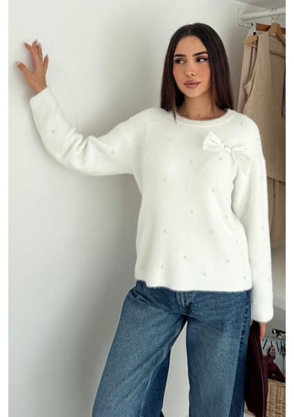 Kadın Boncuk Detaylı Fiyonk Triko Kazak – Zarif & Eğlenceli Stil fırsatları