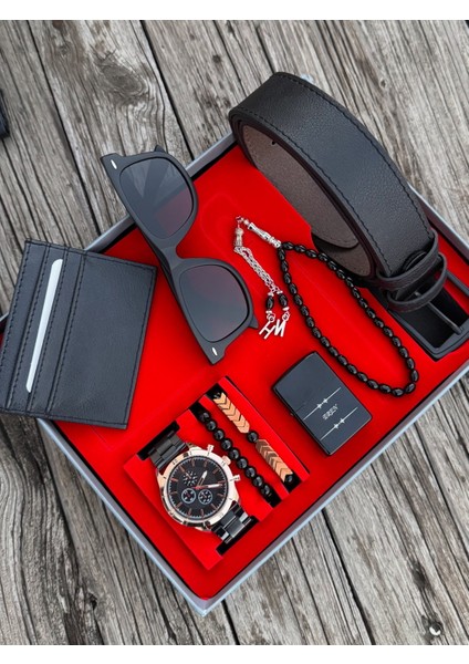 Siyah Renk Erkek Kol Saati Kemer Gözlük Kartlık Kişiye Özel Çakmak Tesbih Bileklik Seti KMRSET11