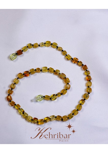 Küp Model Bebek Kehribar Kolye