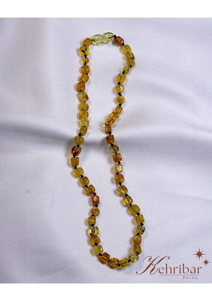 Küp Model Bebek Kehribar Kolye