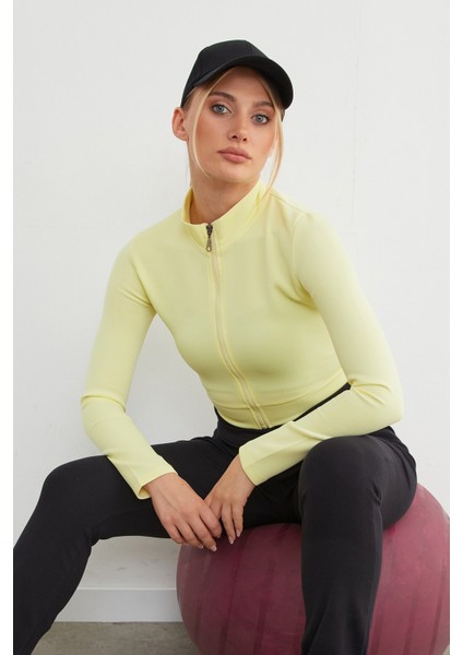 Dik Yaka Fermuarlı Dalgıç Kumaş Spor Ceket