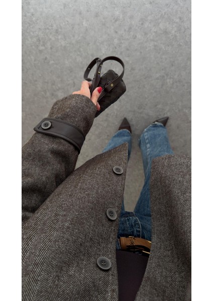 Deri Yakalı Kahve Ceket