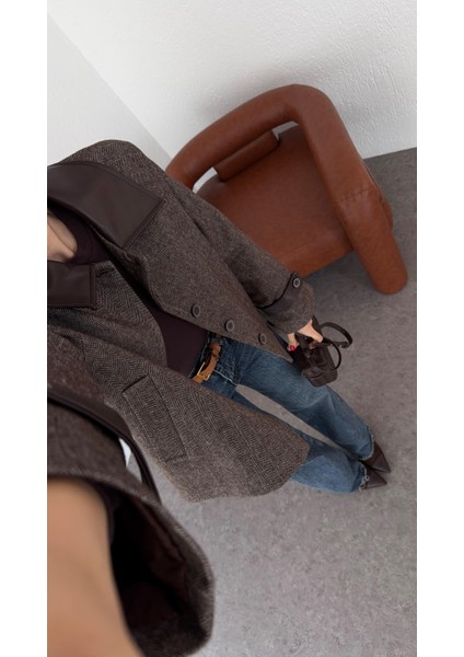 Deri Yakalı Kahve Ceket