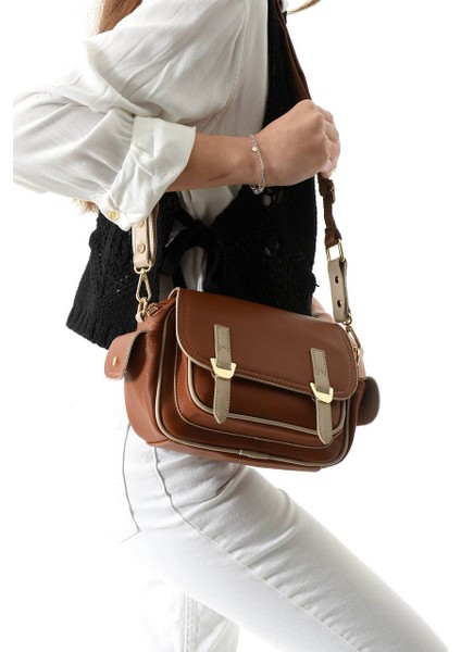 , Toka Aksesuar Detaylı,kapaklı,çok Gözlü, Taba Açık Vizon Kadın Çapraz Çantası