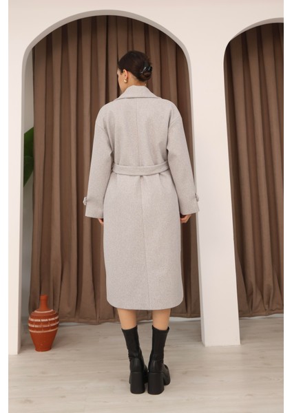 Kadın Gri Kruvaze Oversize Kuşaklı Uzun Kaşe Kaban modelleri