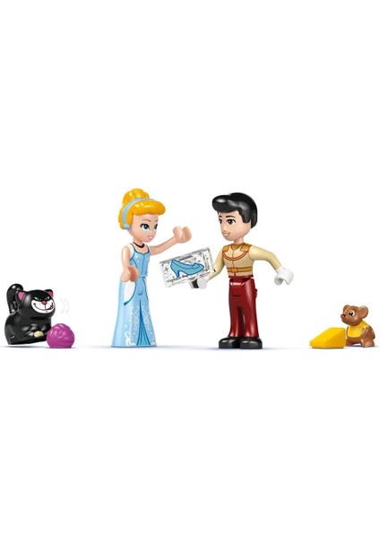 43275 LEGO Disney Prensesi Sindirella'nın Şatosu ve At Taşıyıcı 596 Parça +6 Yaş fırsatları