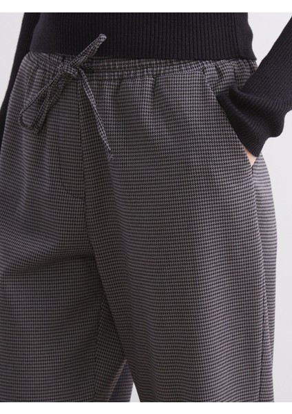 Yeni Sezon Beli Lastikli Desenli Kadın Pantolon modelleri