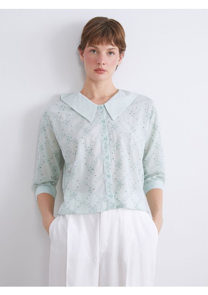 Yeni Sezon Bebe Yaka Ajurlu Brode Kadın Gömlek