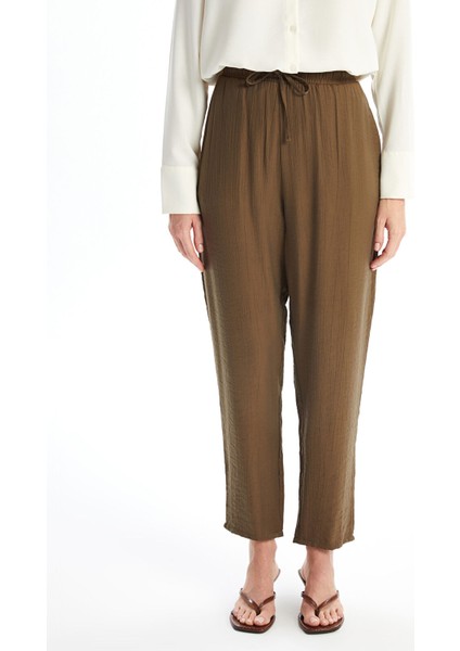 Yeni Sezon Beli Lastikli Rahat Kalıp Kadın Pantolon fiyatları