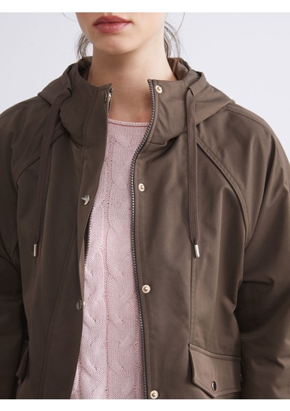 Yeni Sezon Kapüşonlu Oversize Kadın Yağmurluk modelleri