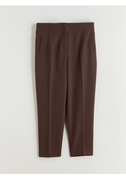 Yeni Sezon Standart Fit Kadın Pantolon