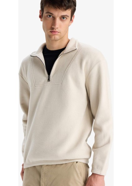Boxy Fit Dik Yaka Yarım Fermuarlı Polar Sweatshirt E8632AX25WN