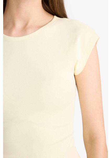 Slim Fit Dar Kesim Bisiklet Yaka Basic Düz Modal Kısa Kollu Tişört F0685AX25AU indirimleri