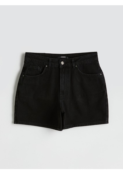 Yeni Sezon Standart Fit Kadın Jean Şort indirimleri