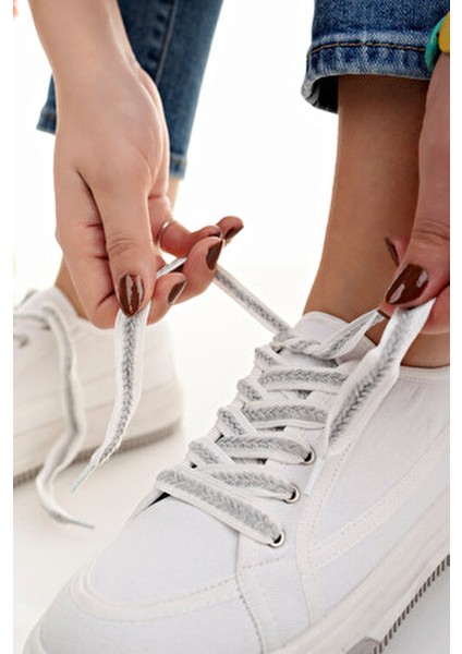 Beyaz Kadın Sneaker Ayakkabı Kısa Topuklu Poli Taban ile Günlük Rahatlık fiyatları