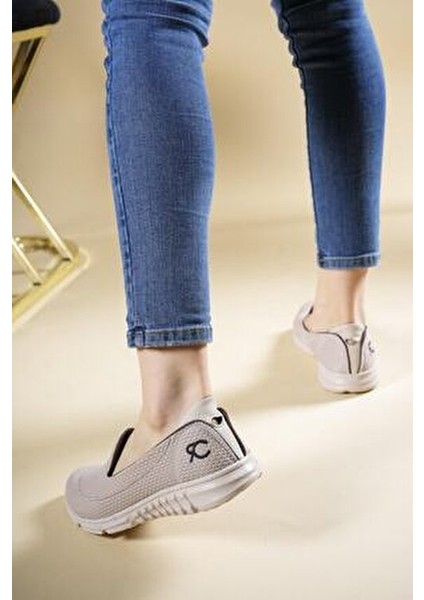 Kadın Sneaker Vegan Deri Rahat Platform Tabanlı Şık Spor Ayakkabı