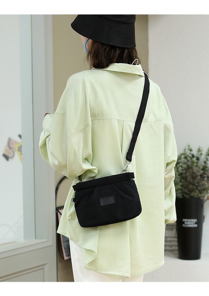 Yeni Kadın Çantası 2025 Kore Tarzı Moda Çapraz Çanta Kadın Su Geçirmez Naylon Kumaş Omuz Çantası Rahat Çok Yönlü Kadın Çantası (Yurt Dışından) fiyatları