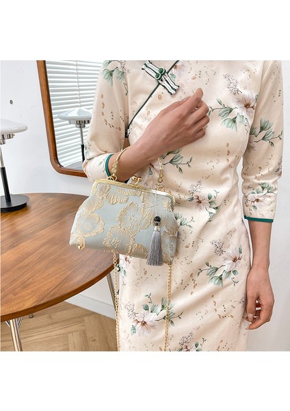 Yeni Moda Kabartmalı Büyük Çiçek Yüksek Kaliteli Cheongsam Çanta El Çanta Ziyafet Çanta Kadın Çanta Hediye Çanta Podyum Çanta Omuz Crossbody (Yurt Dışından) fırsatları