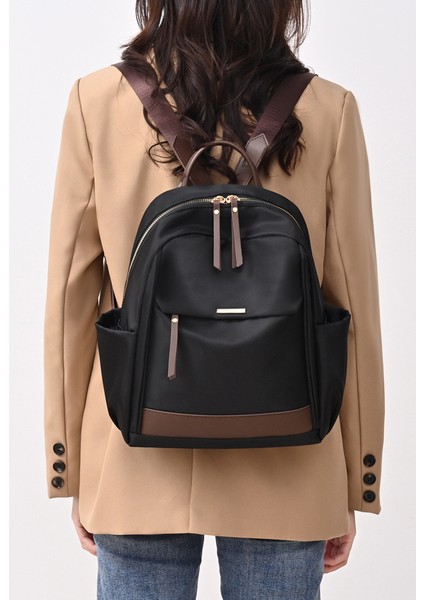 2025 Yeni Bayanlar Sırt Çantası Büyük Kapasiteli Hafif Gündelik Seyahat Sırt Çantası Naylon Basit Başliyö Öğrenci Okul (Yurt Dışından) fiyatları