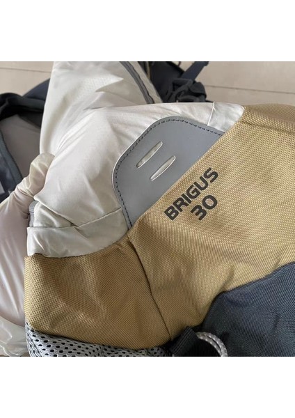 Yeni Büyük Kapasiteli Açık Dağcılık, Yürüyüş ve Bisiklet Sürme Çok Yönlü Seyahat Sırt (Yurt Dışından) modelleri