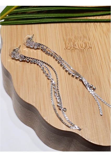 Lüks Gümüş Renk Taşlı Abiye Küpe