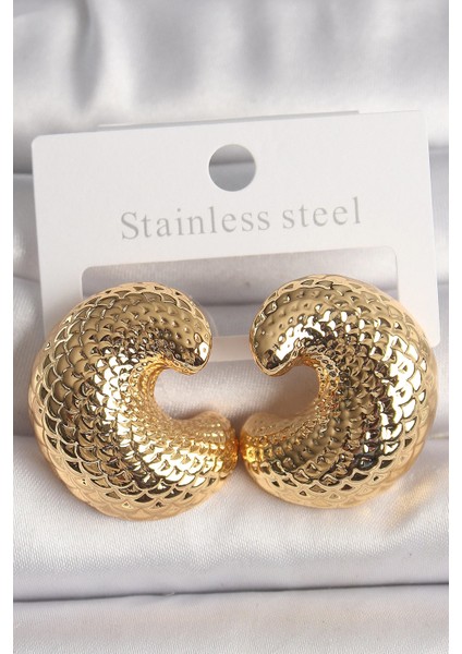 Bfs Pirinç Gold Renk Yılan Sırtı Işlemeli Yarım Halka Model Kadın Küpe