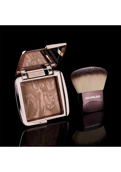 Ambient Lighting Bronzer - Aydınlatıcı ve Bronzlaştırıcı Pudra Radiant Bronze Light (11 G) fiyatları